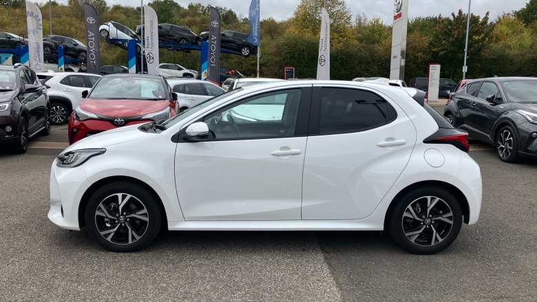 Toyota Yaris 1.5 Hybrid Design 5dr CVT Hybrid Hatchback